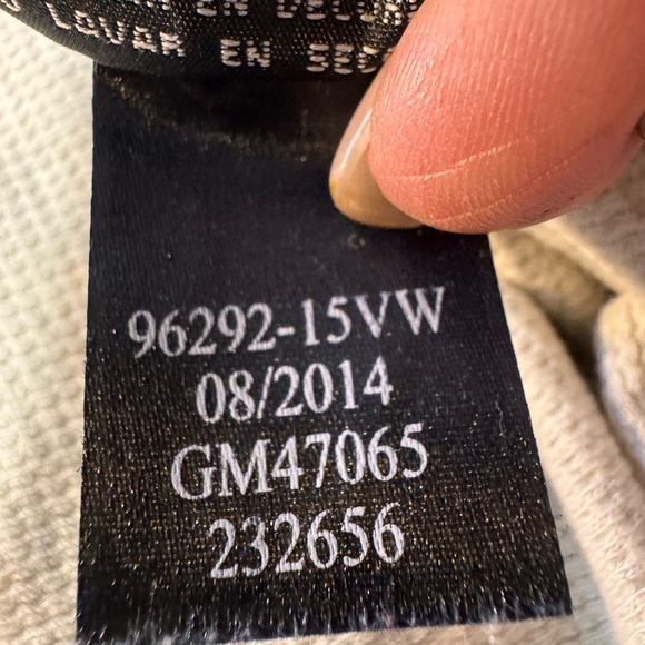 Harley-Davidson Cream Long Sleeve with Red and Blue Graphic size x-large - Picture 11 of 11